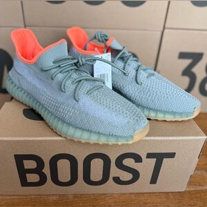 Adidas Yeezy 350 Boost V2 - Desert Sage